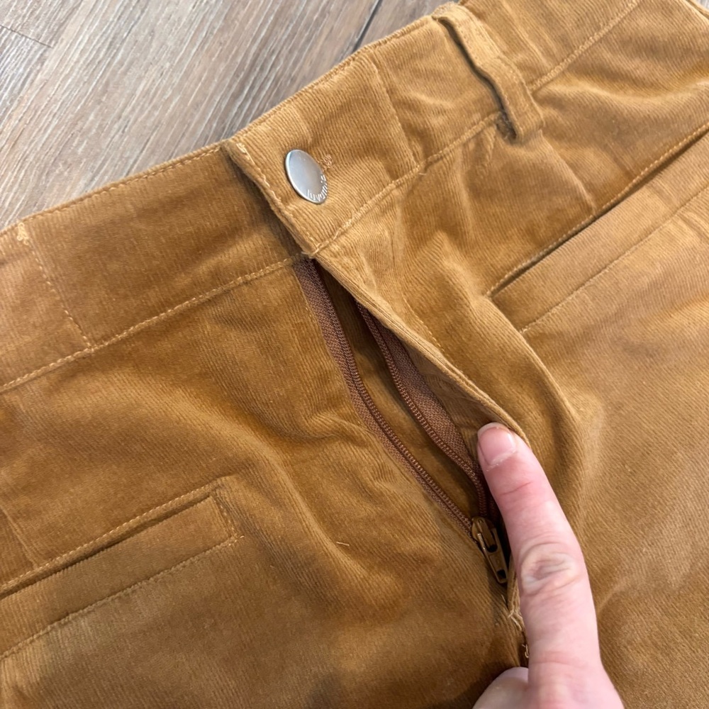 Luvamia Skirt • Small - Picture 7 of 9